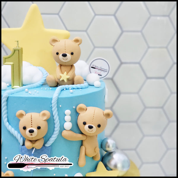 Starry Bear Buttercream Cake
