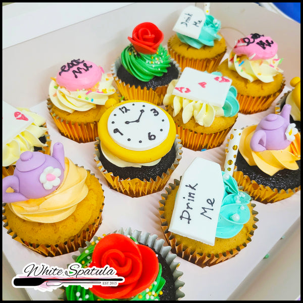 Alice in Wonderland Cupcakes